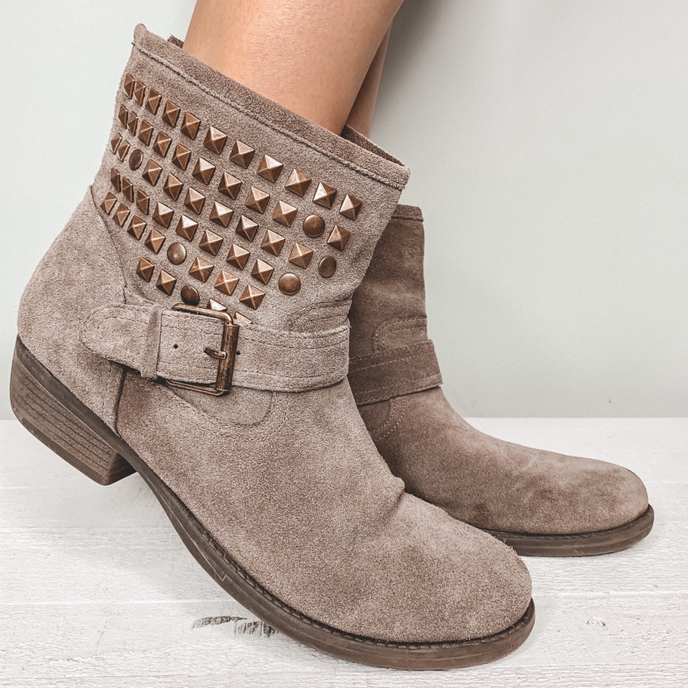 Steve Madden outlaw taupe studded ankle booties